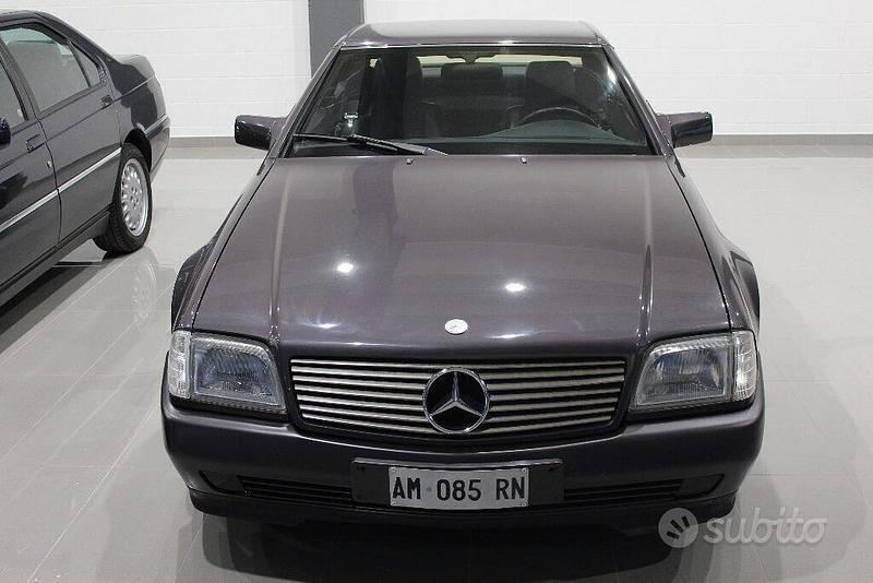 Usata Mercedes SL300 231 CV (169 kW) 1992 Viola Cabrio