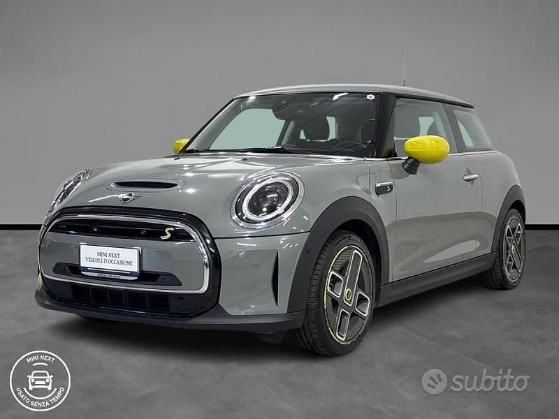 Grigio Usata 2022 Mini Cooper SE Due volumi | 18.900 € (Buon prezzo) - Immagine 1/4