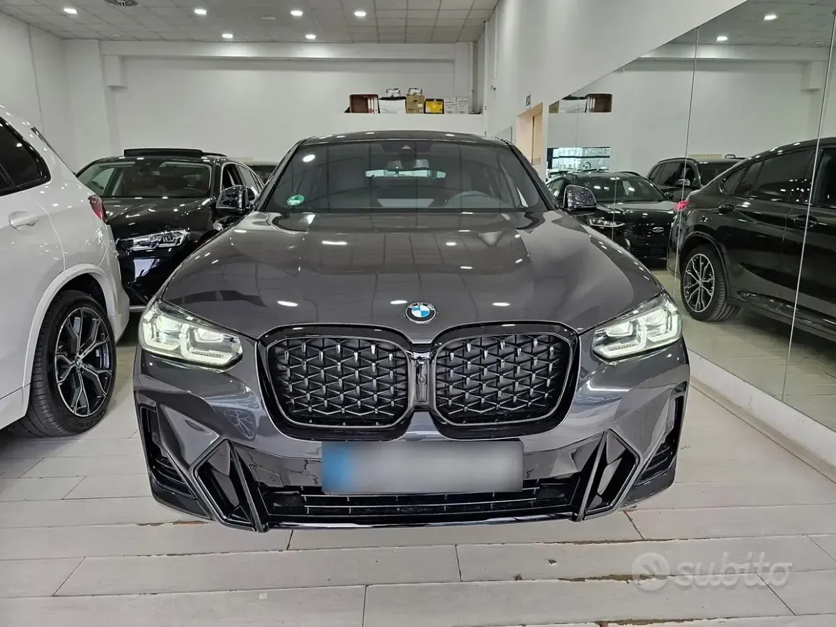 Usata BMW X4 M Sport 190 CV (139 kW) 2023 Grigio SUV