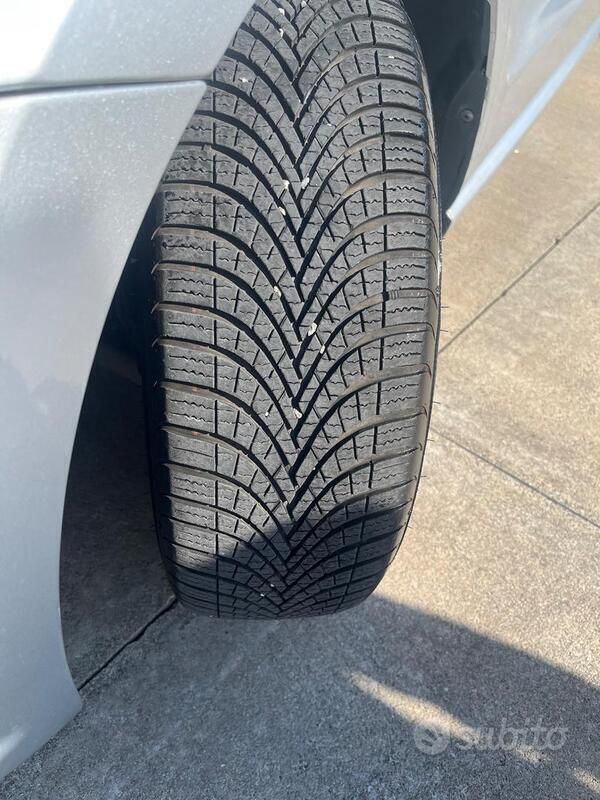 Usata VW Polo Comfortline 75 CV (55 kW) 2013 Grigio Berlina