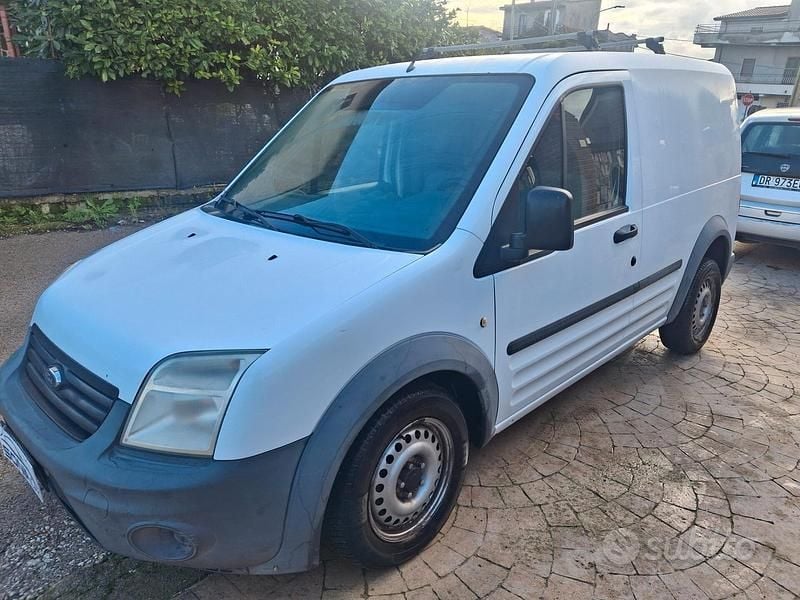 Usata Ford Transit Connect 90 CV (66 kW) 2009 Bianco Monovolume