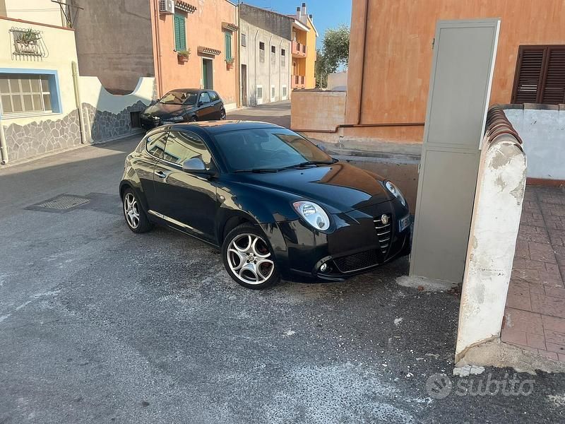 Usata Alfa Romeo MiTo 120 CV (88 kW) 2009 Nero Utilitaria