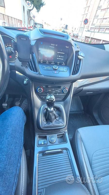 Usata Ford Kuga Titanium S 120 CV (88 kW) 2016 Bianco SUV