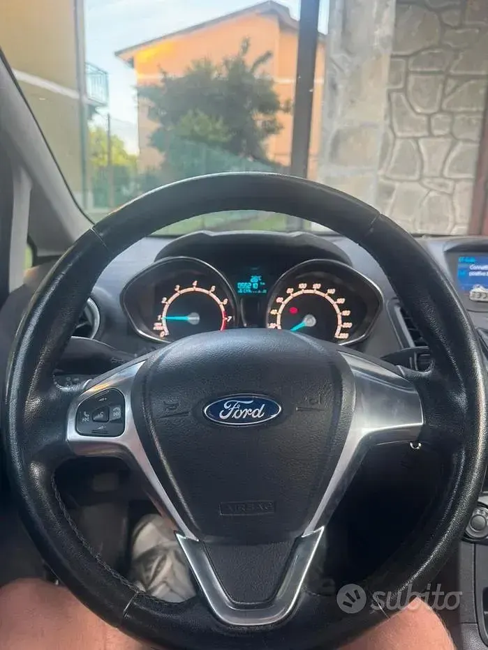 Usata Ford Fiesta 60 CV (44 kW) 2016 Utilitaria