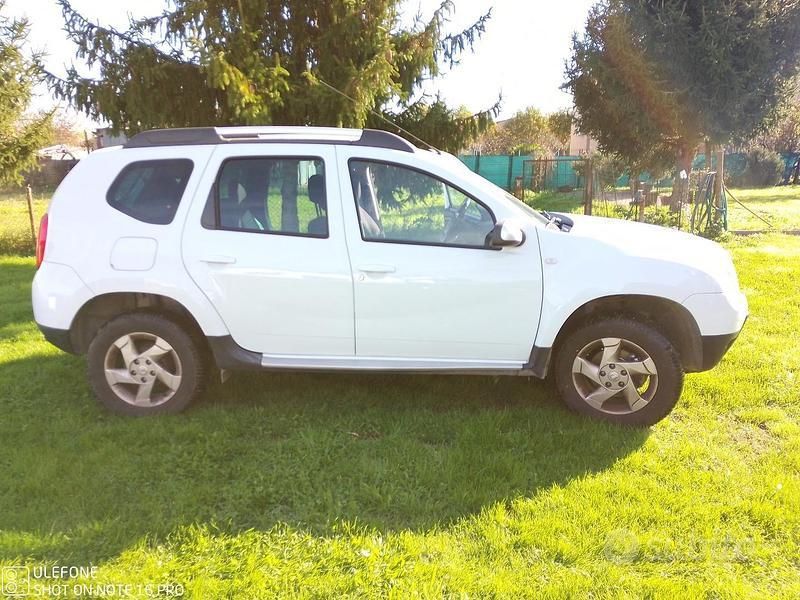 Bianco Usata 2013 Dacia Duster SUV | 6800 € (Ottimo prezzo) - Immagine 1/2