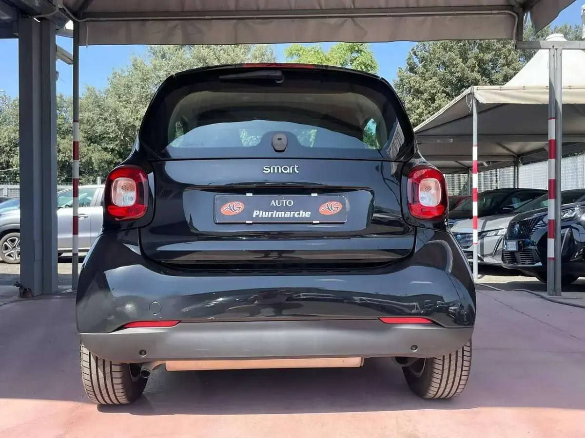 Usata Smart ForTwo Coupé Passion 71 CV (52 kW) 2017 Nero Coupé