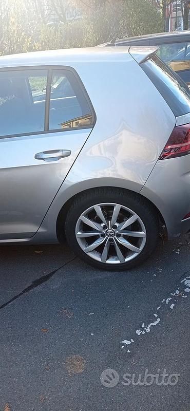 Usata VW Golf VII 2017 Grigio Utilitaria