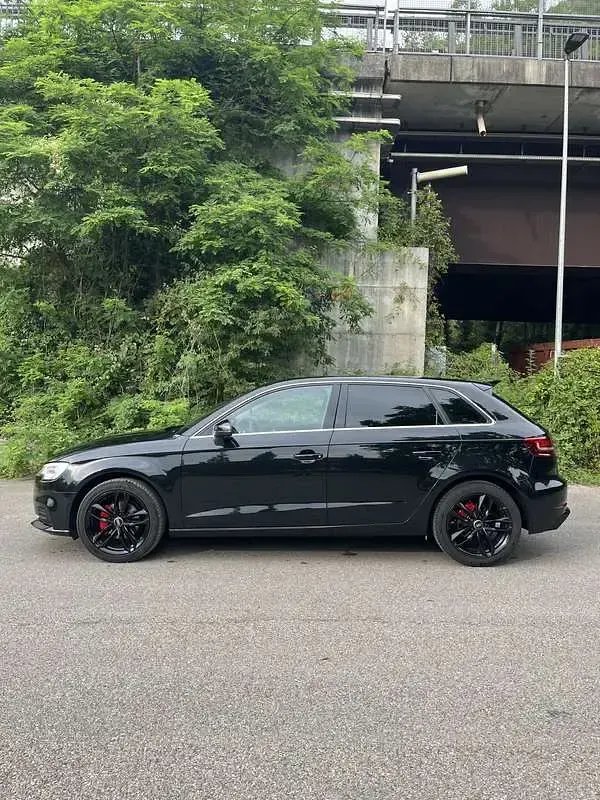 Usata Audi A3 Business 110 CV (80 kW) 2016 Nero Berlina