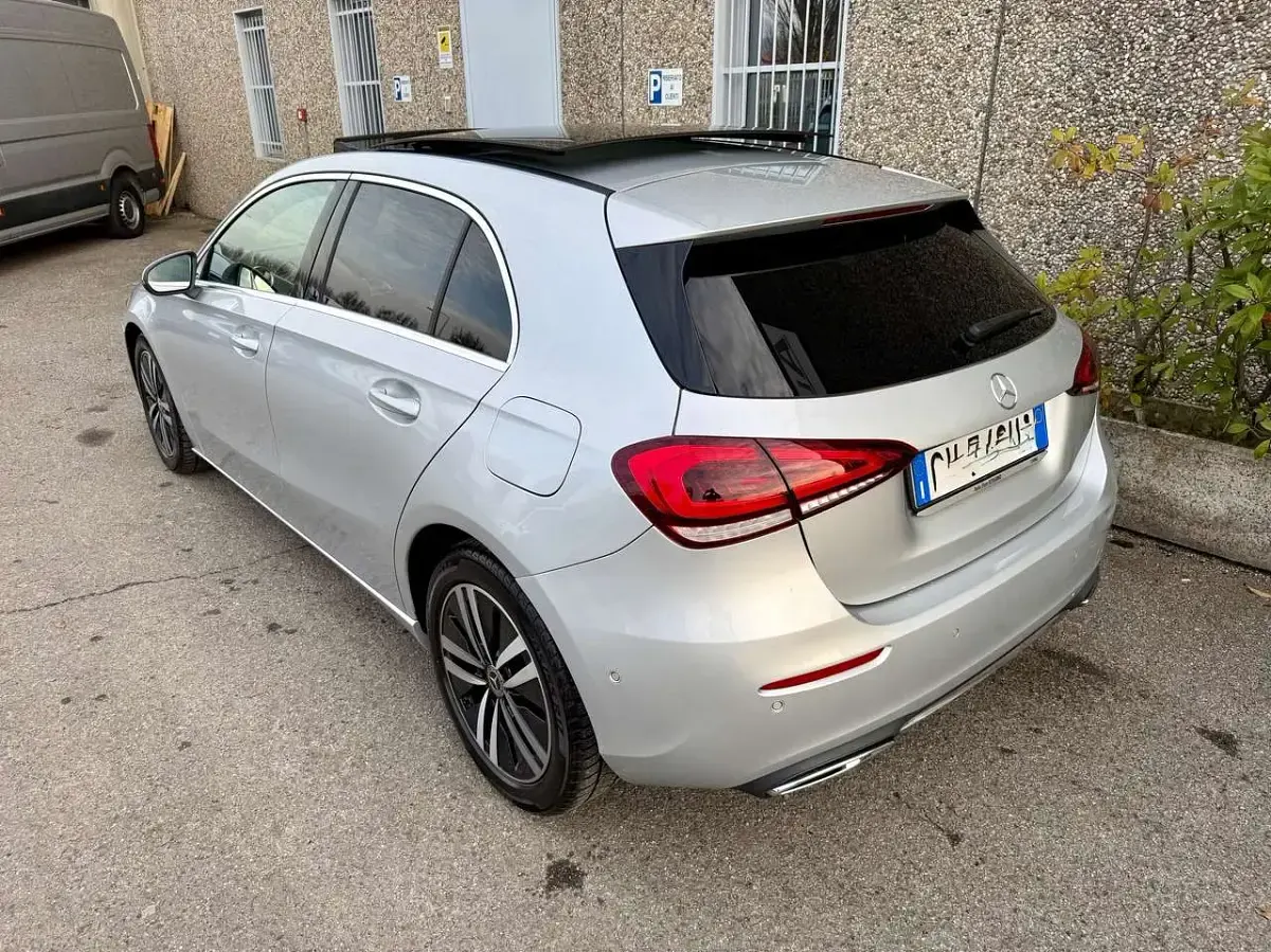 Usata Mercedes A200 163 CV (119 kW) 2022 Argento Berlina