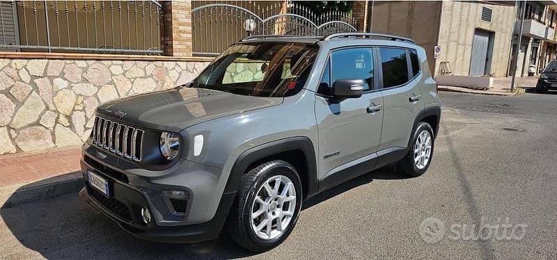 Usata Jeep Renegade Limited 140 CV (102 kW) 2020 Grigio SUV