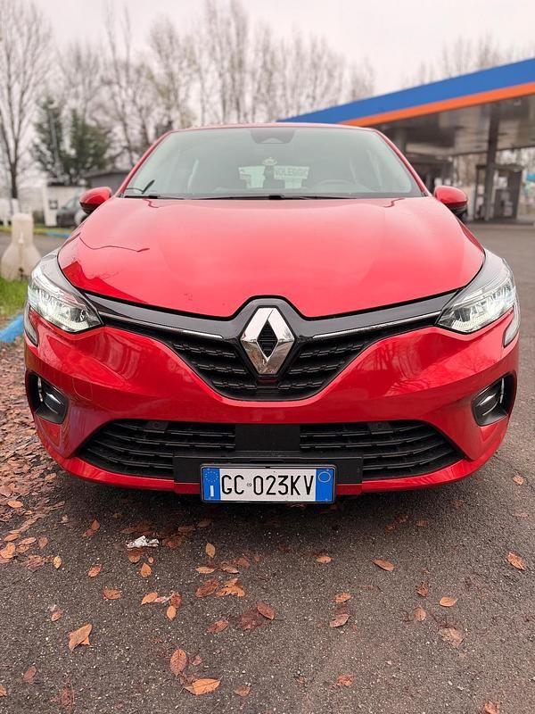 Usata Renault Clio V Zen 86 CV (63 kW) 2020 Rosso Berlina