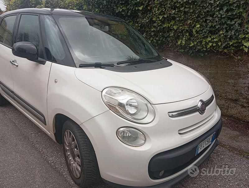 Usata Fiat 500L Living 105 CV (77 kW) 2015 Bianco Monovolume