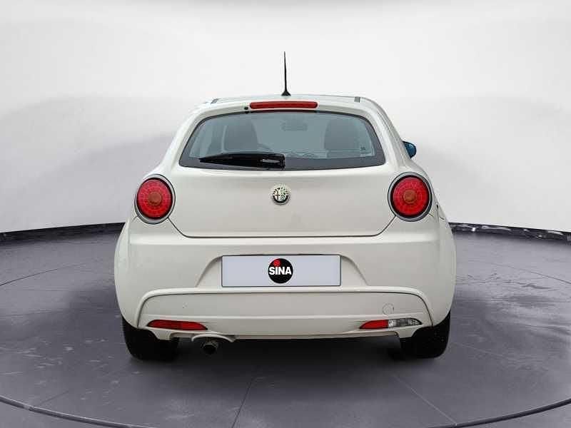 Usata Alfa Romeo MiTo Impression 70 CV (51 kW) 2014 Bianco Utilitaria