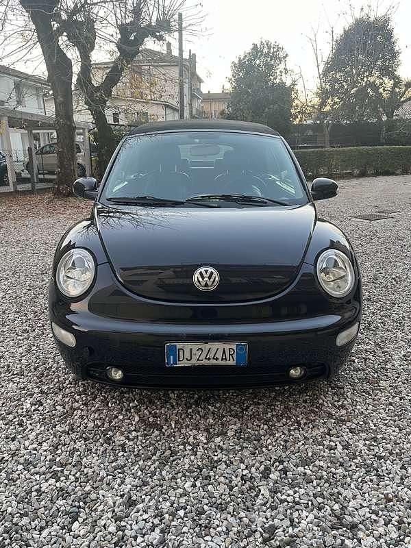 Usata VW New Beetle 101 CV (74 kW) 2001 Utilitaria