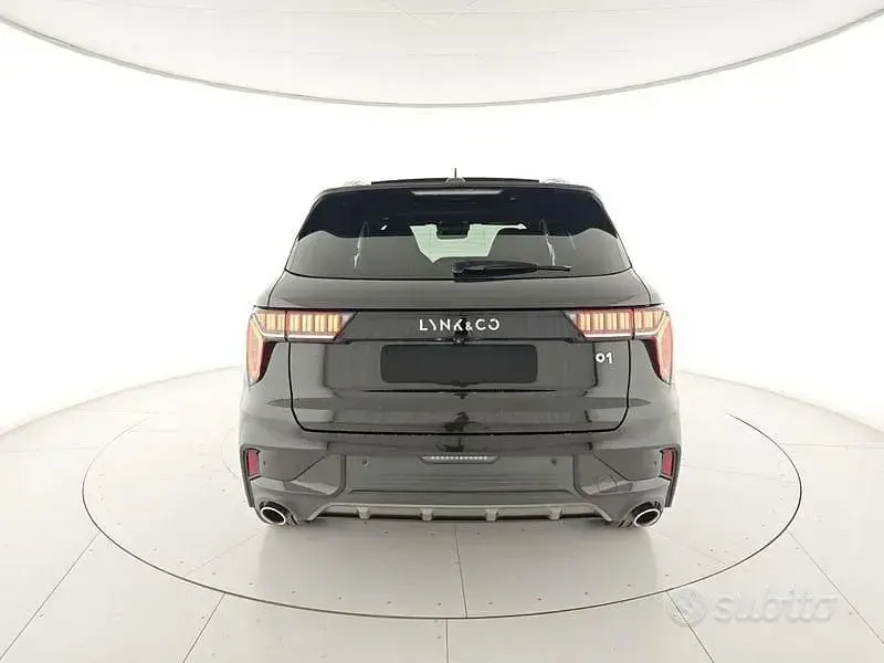 Usata Lynk & Co 01 179 CV (131 kW) 2023 Nero SUV