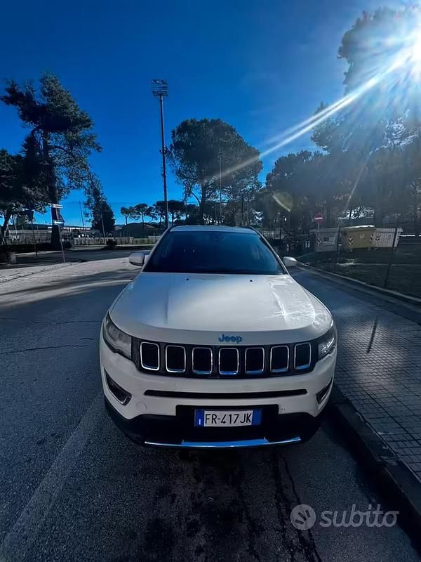 Usata Jeep Compass Limited 140 CV (102 kW) 2018 Bianco SUV