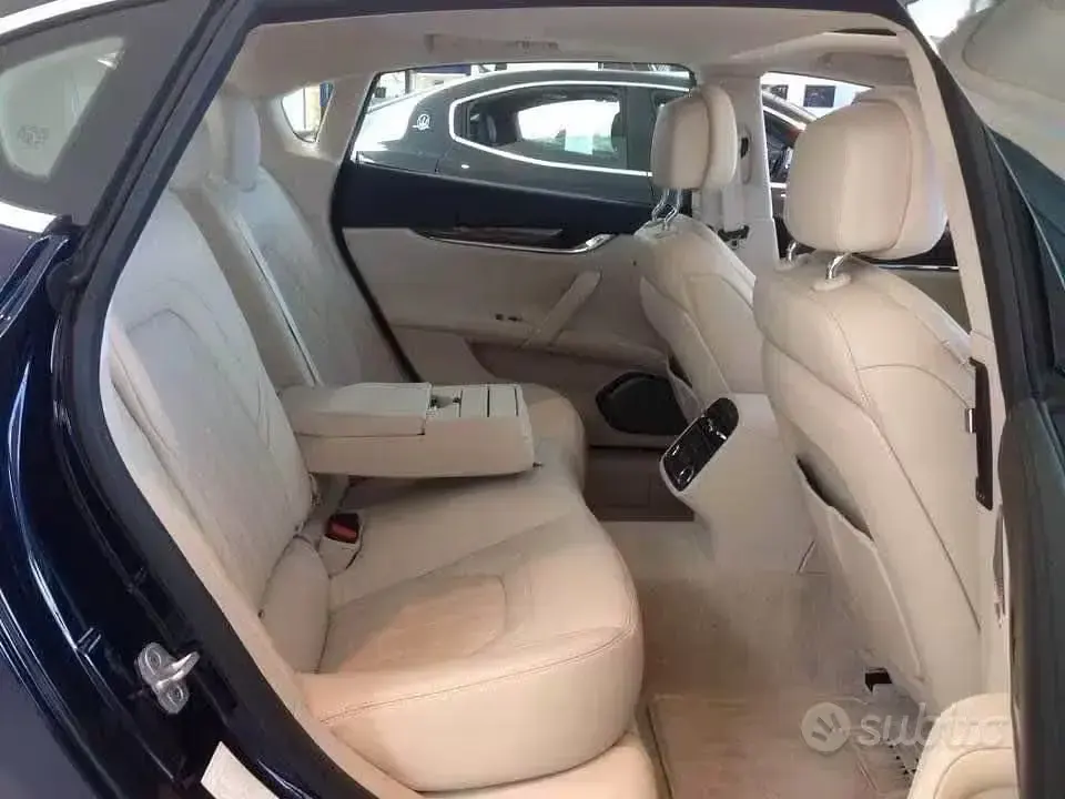 Usata Maserati Quattroporte 250 CV (183 kW) 2014 Bluazzurro Berlina