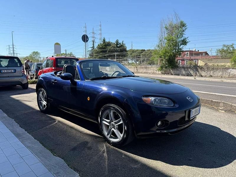 Usata Mazda MX5 126 CV (92 kW) 2007 Blu/azzurro Cabrio