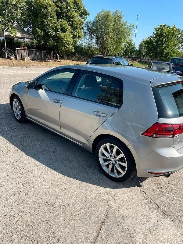 Usata VW Golf VII 110 CV (80 kW) 2013 Grigio Berlina