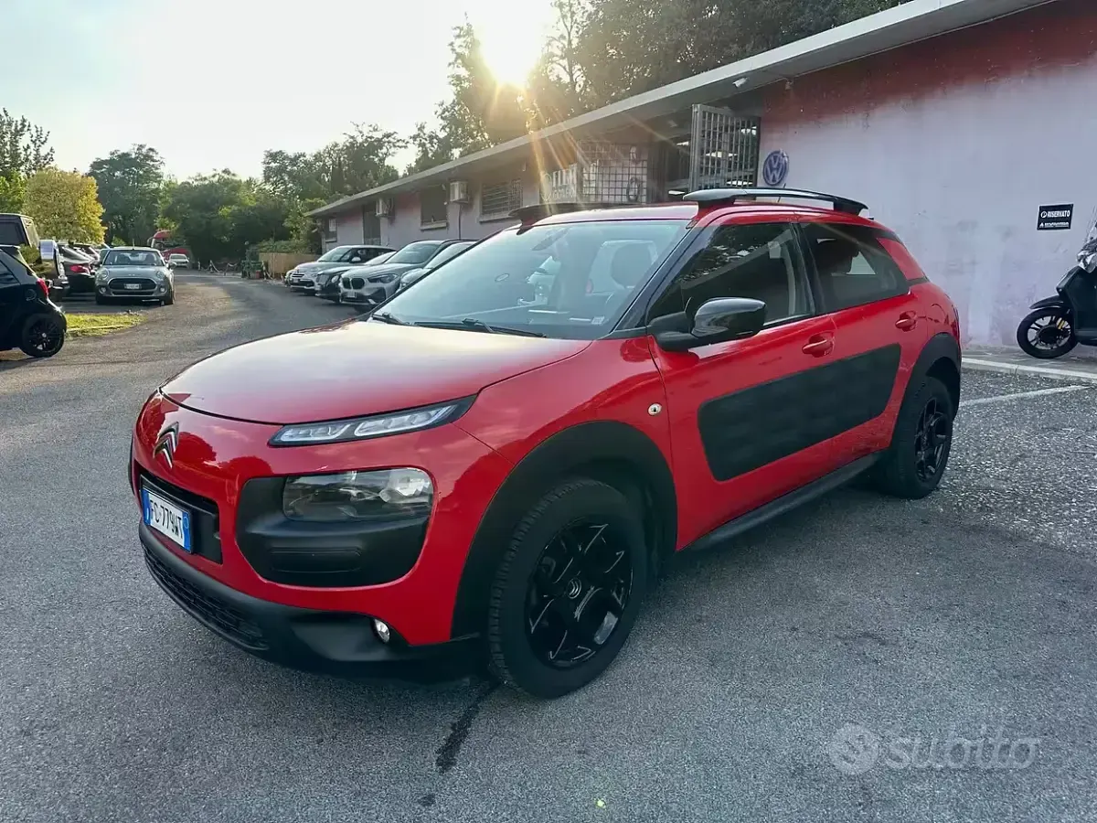 Usata Citroën C4 Feel 82 CV (60 kW) 2016 Rosso Berlina