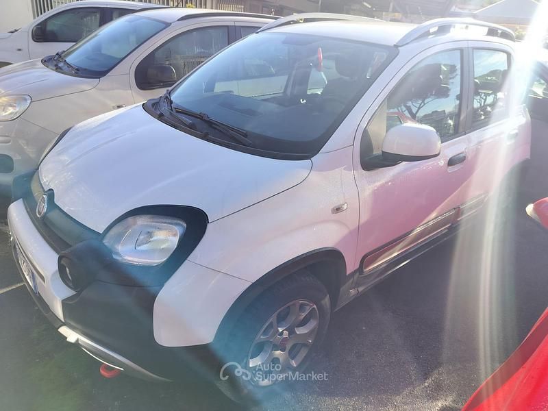 Usata Fiat Panda 4x4 80 CV (58 kW) 2015 Bianco Utilitaria