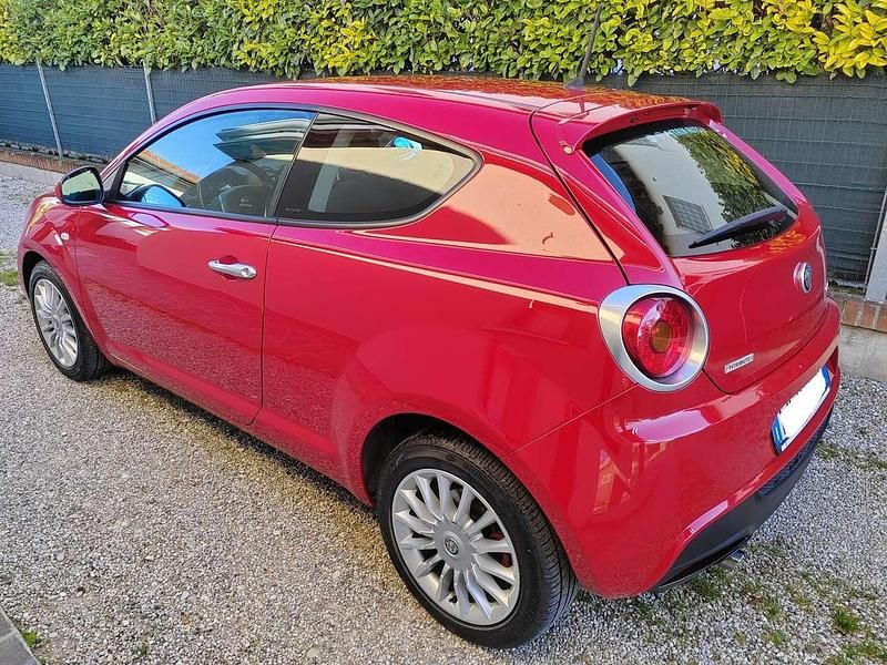 Usata Alfa Romeo MiTo 95 CV (69 kW) 2017 Rosso Utilitaria