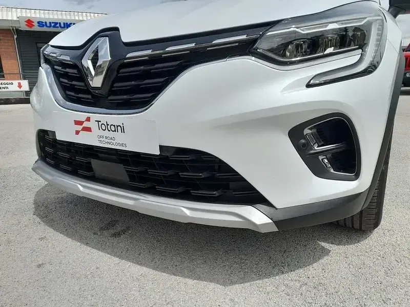 Usata Renault Captur Techno 143 CV (105 kW) 2024 Bianco SUV