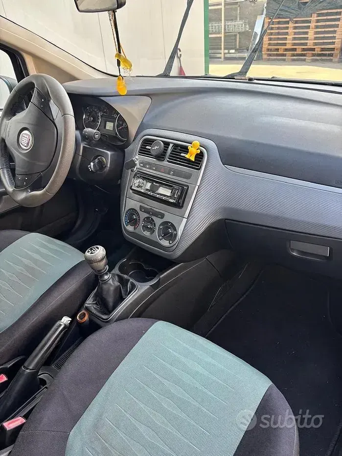 Usata Fiat Grande Punto 65 CV (47 kW) 2009 Utilitaria