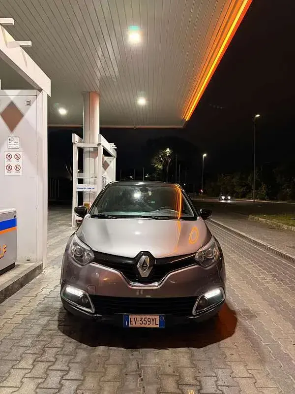 Usata Renault Captur 90 CV (66 kW) 2014 SUV