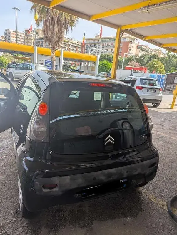 Begagnad Citroën C1 68 HK (50 kW) 2013 Svart Halvkombi