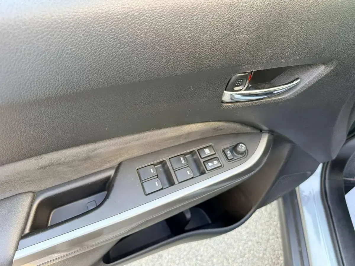 Usata Suzuki Vitara 140 CV (102 kW) 2018 Grigio SUV