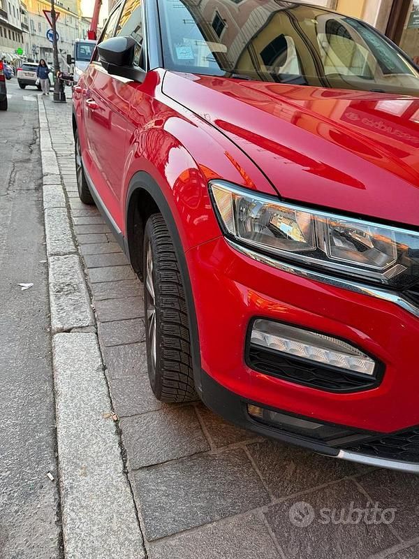 Usata VW T-Roc 2021 Rosso SUV