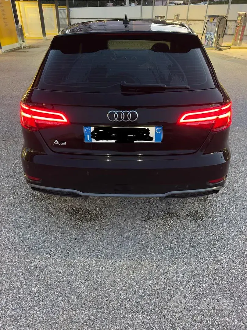 Usata Audi A3 S-Line 131 CV (96 kW) 2019 Nero Berlina