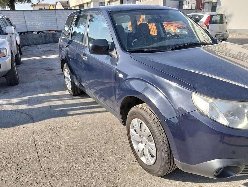 Usata Subaru Forester Exclusive+ 150 CV (110 kW) 2012 Blu/azzurro SUV
