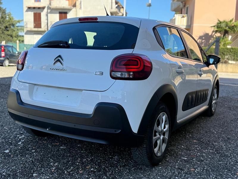 Usata Citroën C3 Shine 102 CV (75 kW) 2020 Bianco Berlina