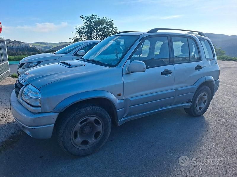 Usata Suzuki Grand Vitara 1999 Grigio Station wagon