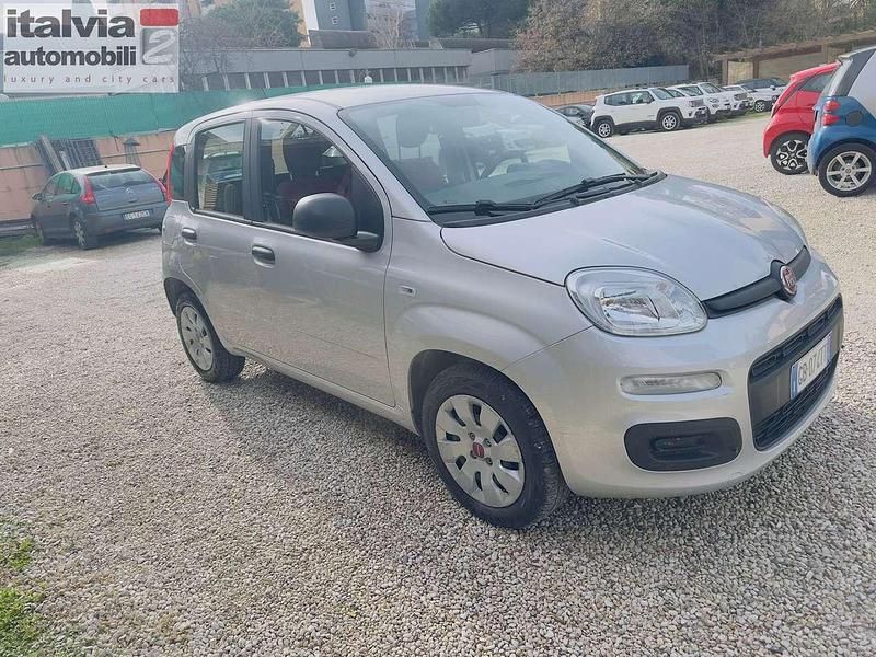 Usata Fiat Panda Pop 69 CV (50 kW) 2020 Grigio Utilitaria