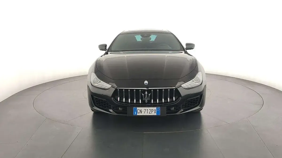 Usata Maserati Ghibli GT 330 CV (242 kW) 2023 Nero Berlina