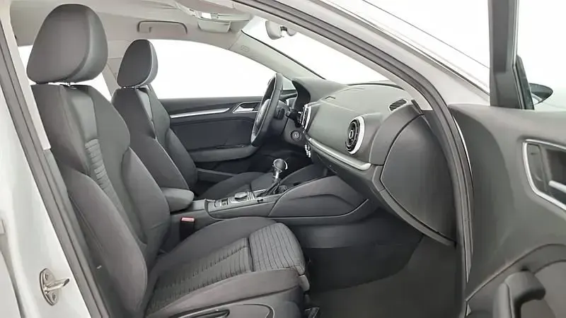 Usata Audi A3 Sportback Ambition 150 CV (110 kW) 2015 Bianco Utilitaria