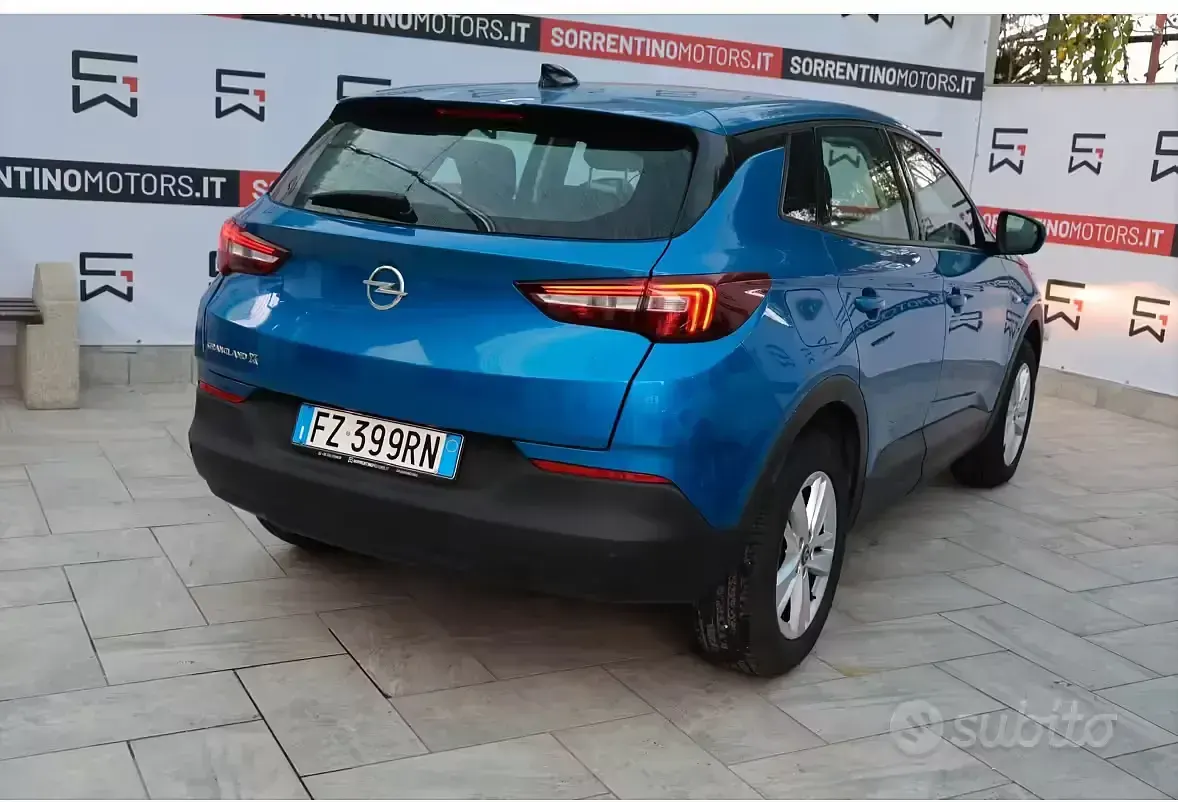 Usata Opel Grandland X 131 CV (96 kW) 2019 Bluazzurro SUV