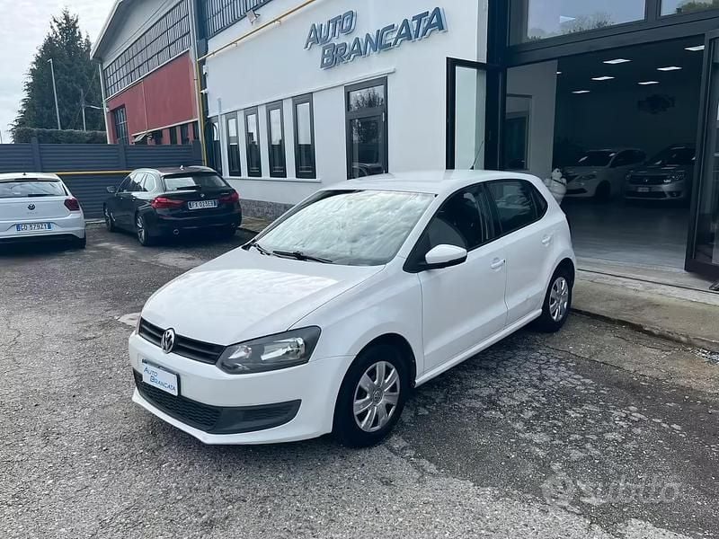 Usata VW Polo 74 CV (54 kW) 2013 Bianco Utilitaria
