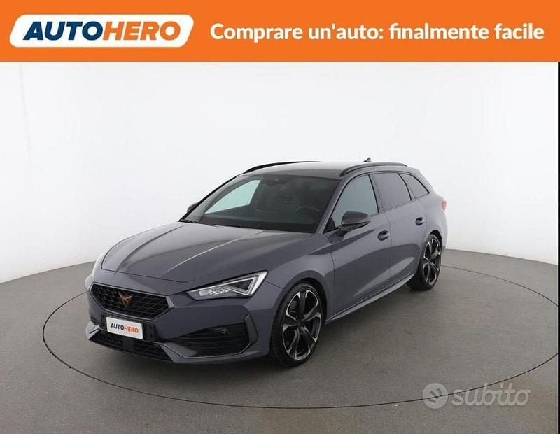 Usata Cupra Leon VZ 245 CV (180 kW) 2024 Grigio Station wagon