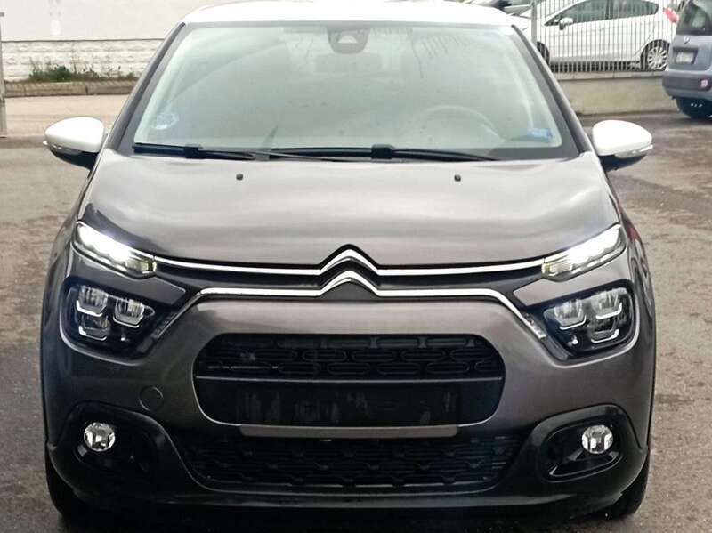 Usata Citroën C3 PureTech 83 CV (61 kW) 2024 Bicolore Utilitaria
