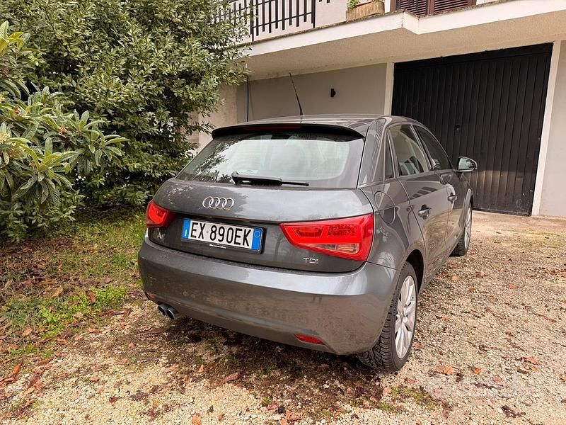 Usata Audi A1 143 CV (105 kW) 2014 Grigio Utilitaria