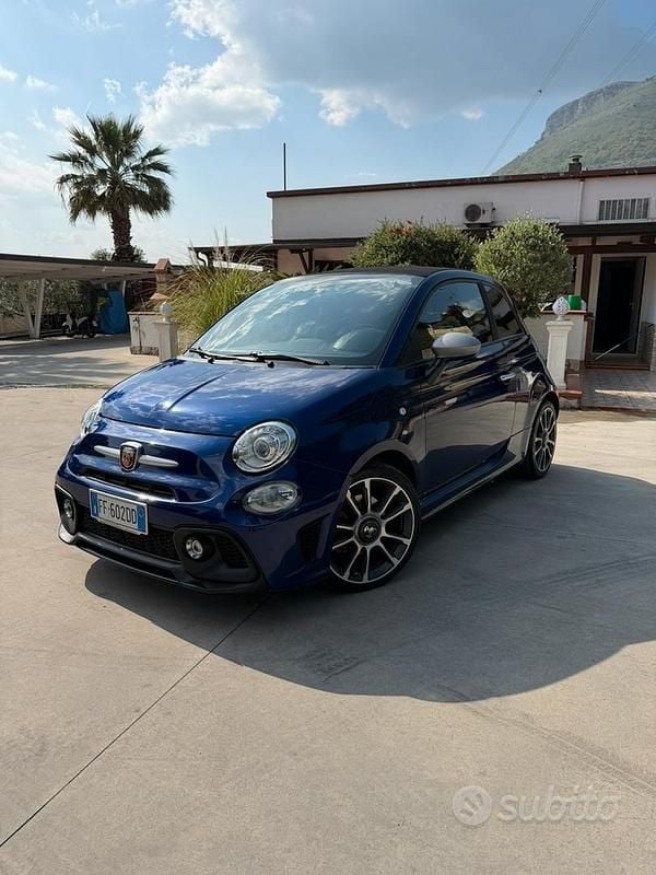 Usata Abarth 500C 145 CV (106 kW) 2016 Blu Cabrio