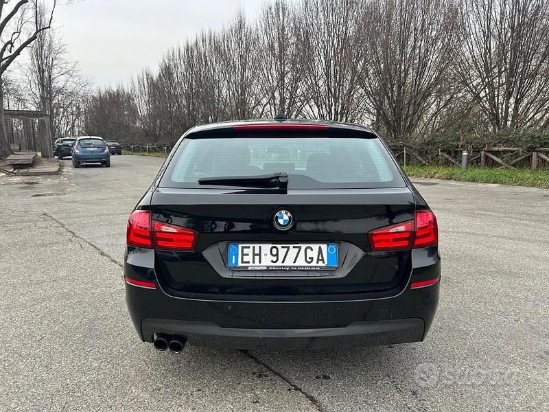 Usata BMW 520 M Sport 183 CV (134 kW) 2011 Nero Station wagon