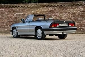 Usata Alfa Romeo Spider Quadrifoglio Verde 125 CV (91 kW) 1988 Grigio Cabrio