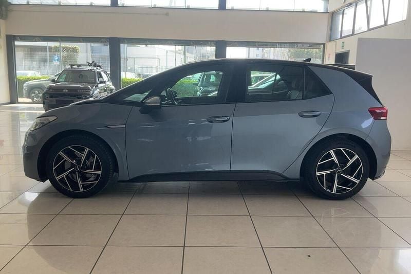 Usado VW ID.3 Pure 110 kW (150 CV) 2021 Gris Utilitario