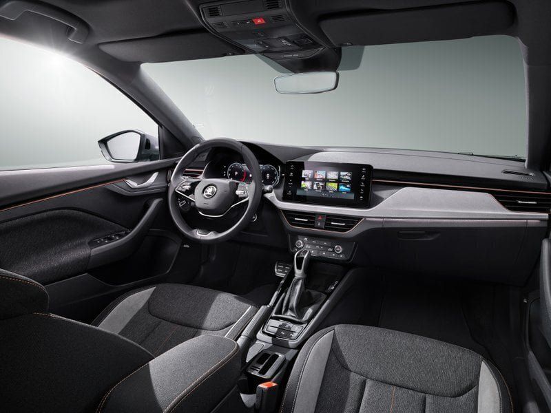 Usata Skoda Scala Selection 116 CV (85 kW) 2024 Grigio Utilitaria