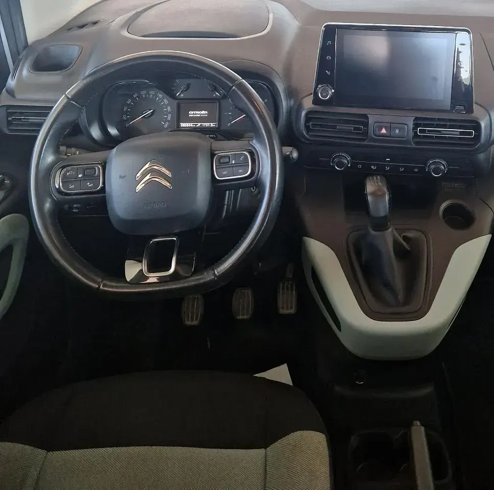 Usata Citroën Berlingo Live 100 CV (73 kW) 2020 Grigio Monovolume